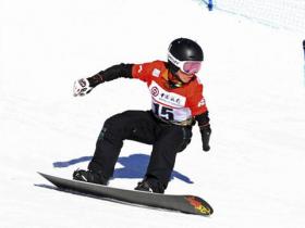 中國殘奧(ào)選手積極備戰 殘疾人冰雪季已辦(bàn)五年