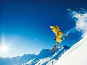 帶動三億人參(cān)與冰雪運動 建設體育強國有瞭(le)時間表