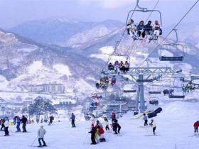 強國體育打造冰雪新定位 奧(ào)運經濟推動産(chǎn)業新發展