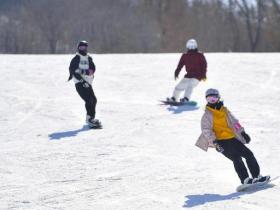 北方地區滑雪場(chǎng)有序恢複(fù)營業 理思路重啓勁頭更足