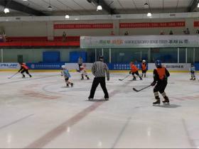 成都體(tǐ)教融助推青少年冰雪運動(dòng)