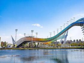 北京石景山讓更多群衆參(cān)與到冰雪運動(dòng)中