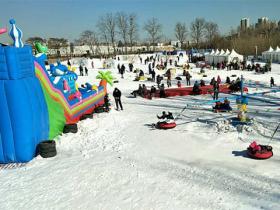 冰雪娛樂，點亮今冬實體商業