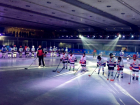 從(cóng)娃娃抓起！“冰雪千校行動(dòng)計劃”推進校園冰雪運動(dòng)發展