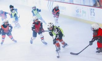 抓住冬奧機遇發展冰雪運動