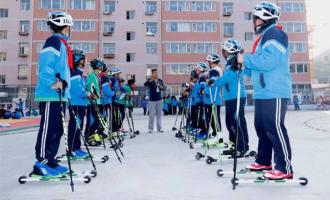 激勵更多青少年參(cān)與冰雪運動(dòng)