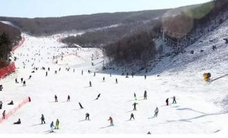 奧(ào)運健兒公益服務大行動(dòng)遼甯冰雪掀熱潮