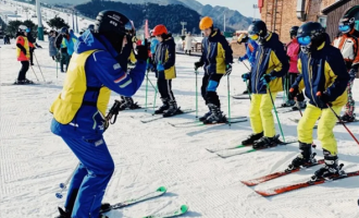 冰雪專業人才缺口将達(dá)十萬 職業教育趁勢(shì)而上