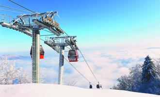 亞(yà)布力陽光滑雪場(chǎng)日平均接待遊客2000多人