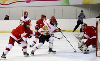 全國人大代表胡江：利用冬奧契機 啓動冰球發展“發動機”