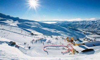 市場(chǎng)規模或高達6000億元！受政策利好的冰雪産(chǎn)業經營熱度再起