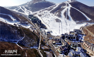 河北張家口：崇禮6家滑雪場複業開滑
