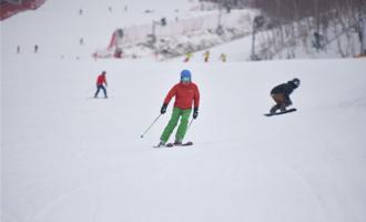 河北省多渠道多形式促群衆冰雪運動(dòng)蓬勃發(fā)展