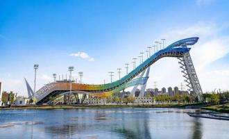 北京石景山讓更多群衆參(cān)與到冰雪運動(dòng)中