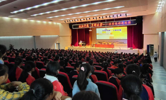 “冰雪運動(dòng)進(jìn)校園”走進(jìn)蘭州新區