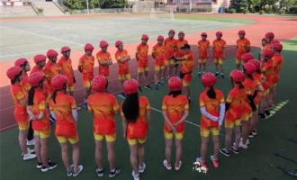 甯陝縣中小學體育教師接受冰雪進(jìn)校園教練(liàn)員培訓