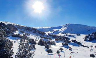 籌辦(bàn)2022北京冬奧(ào)會冰雪産業發展再提速