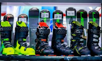 積極适應消費場景變(biàn)化 冰雪裝備(bèi)企業拓寬營銷渠道