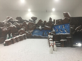 室内滑雪館嬉雪區
