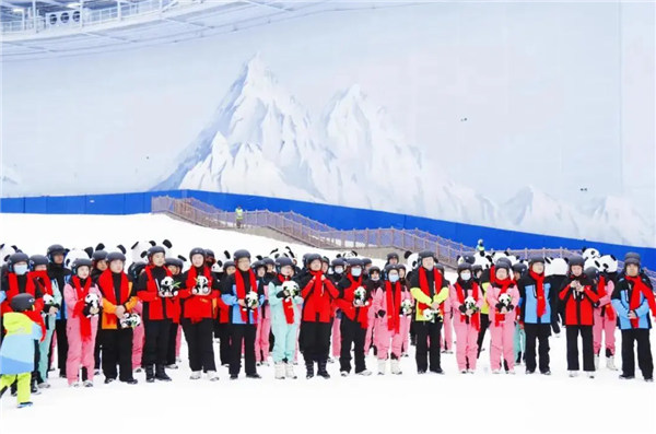 成都夏季熊貓冰雪節3