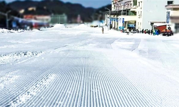 湖南長沙浏陽大圍山滑雪場