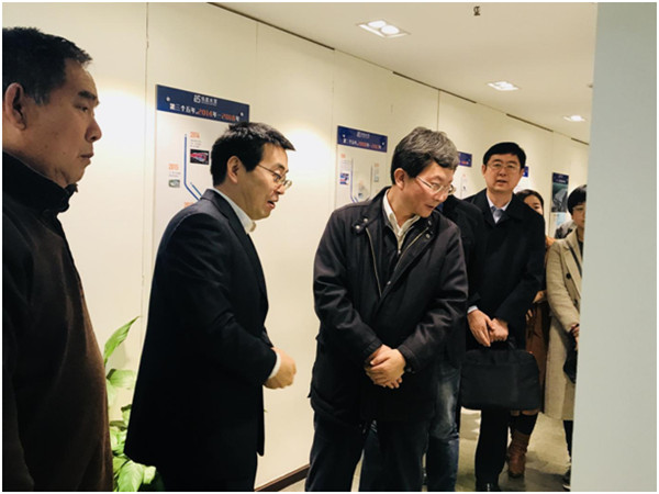 延慶區委書記、區長穆鵬一行走訪銘星冰雪調研