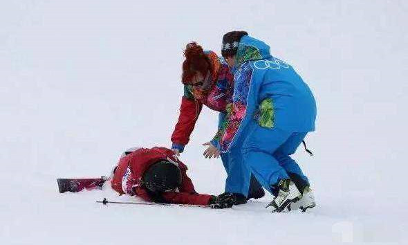 滑雪受傷後的應急措施