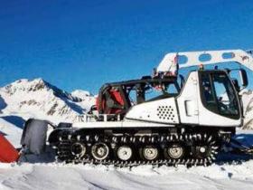 壓雪車對於(yú)室外滑雪場(chǎng)的重要性