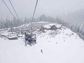 滑雪場規劃建設爲大衆所愛