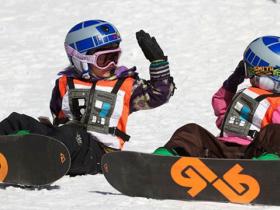 怎樣幫(bāng)孩子選擇單(dān)闆和雙闆滑雪