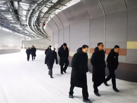 河北體育局莅臨銘星冰雪承建的吉林北山室内四季越野滑雪場(chǎng)調(diào)研