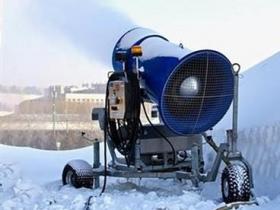 國内滑雪場(chǎng)選擇國産(chǎn)造雪機好還是進口造雪機好