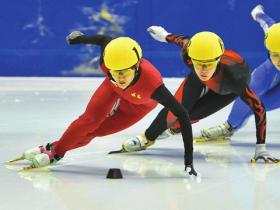 短道速滑運動(dòng)員的裝備(bèi)及服裝