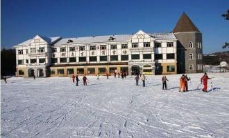 黑龍江哈爾濱(bīn)華天烏吉密滑雪場(chǎng)