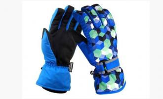 滑雪要選(xuǎn)擇什麽(me)樣的滑雪手套