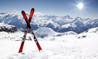 如何選(xuǎn)擇滑雪闆？三大方法告訴(sù)你