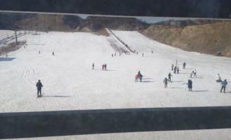 河北石家莊平山西柏坡溫(wēn)泉滑雪場(chǎng)