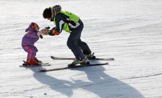 初學者如何克服滑雪時(shí)的恐懼(jù)感