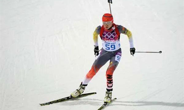 中國女子冬季兩項運動員張岩