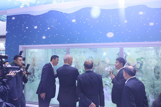 北京市委書記蔡奇莅臨銘星冰雪展位4