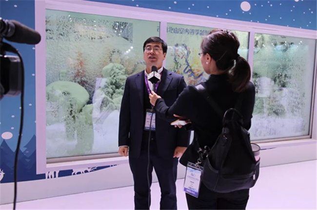 姜金根執行副總裁接受直播旅遊網採(cǎi)訪(fǎng)