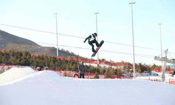 瞭解雙闆滑浮雪