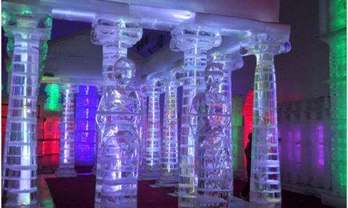 泰國(guó)HYTAIICEDOME室内冰雪世界