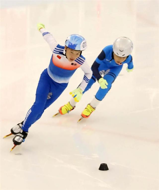 河北省第二屆冰雪運動會預選賽西部賽區速度滑冰比賽在滄舉行3