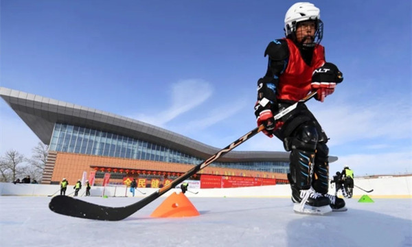 阿勒泰地區加大冰雪産業和冰雪運動人才培養力度