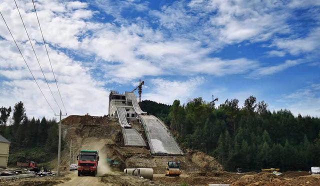 在建中的通化市跳台滑雪訓練中心