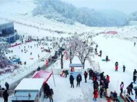 曾家山滑雪場(chǎng)對(duì)外營業 朝天旅遊開啓“冰雪模式”