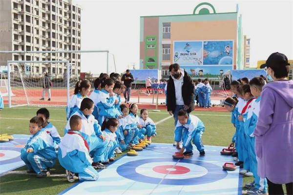 懷安縣掀起冰雪運動熱8