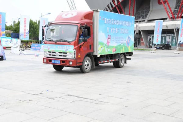 廊坊市“冰雪大篷車(chē)”正式發(fā)車(chē)3