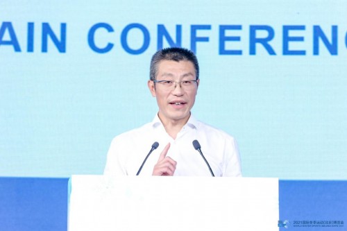 中國經濟信息社黨(dǎng)委書記、董事、總裁徐玉長(zhǎng)主題演講